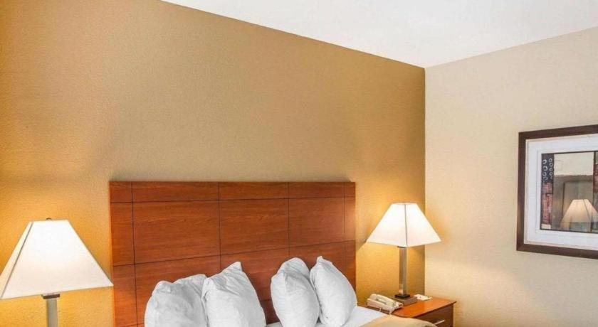 Quality Inn & Suites Mount Juliet Zewnętrze zdjęcie